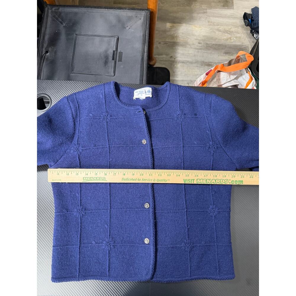 Vintage Deans of Scotland 100% Wool Knit Cardigan Navy Blue Floral Size Small - Picture 5 of 10